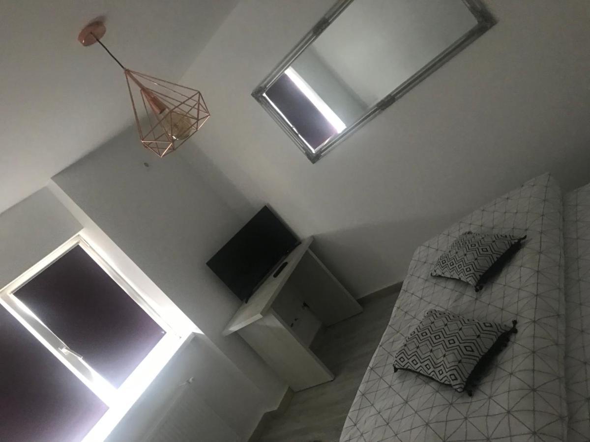 Gilău Casa Ryana Self Check-In 모텔 외부 사진