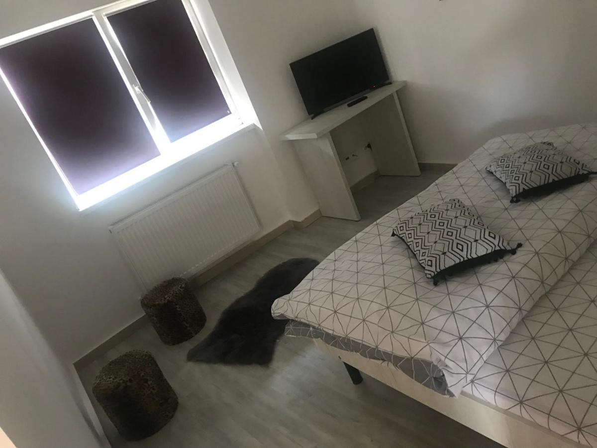 Gilău Casa Ryana Self Check-In 모텔 외부 사진